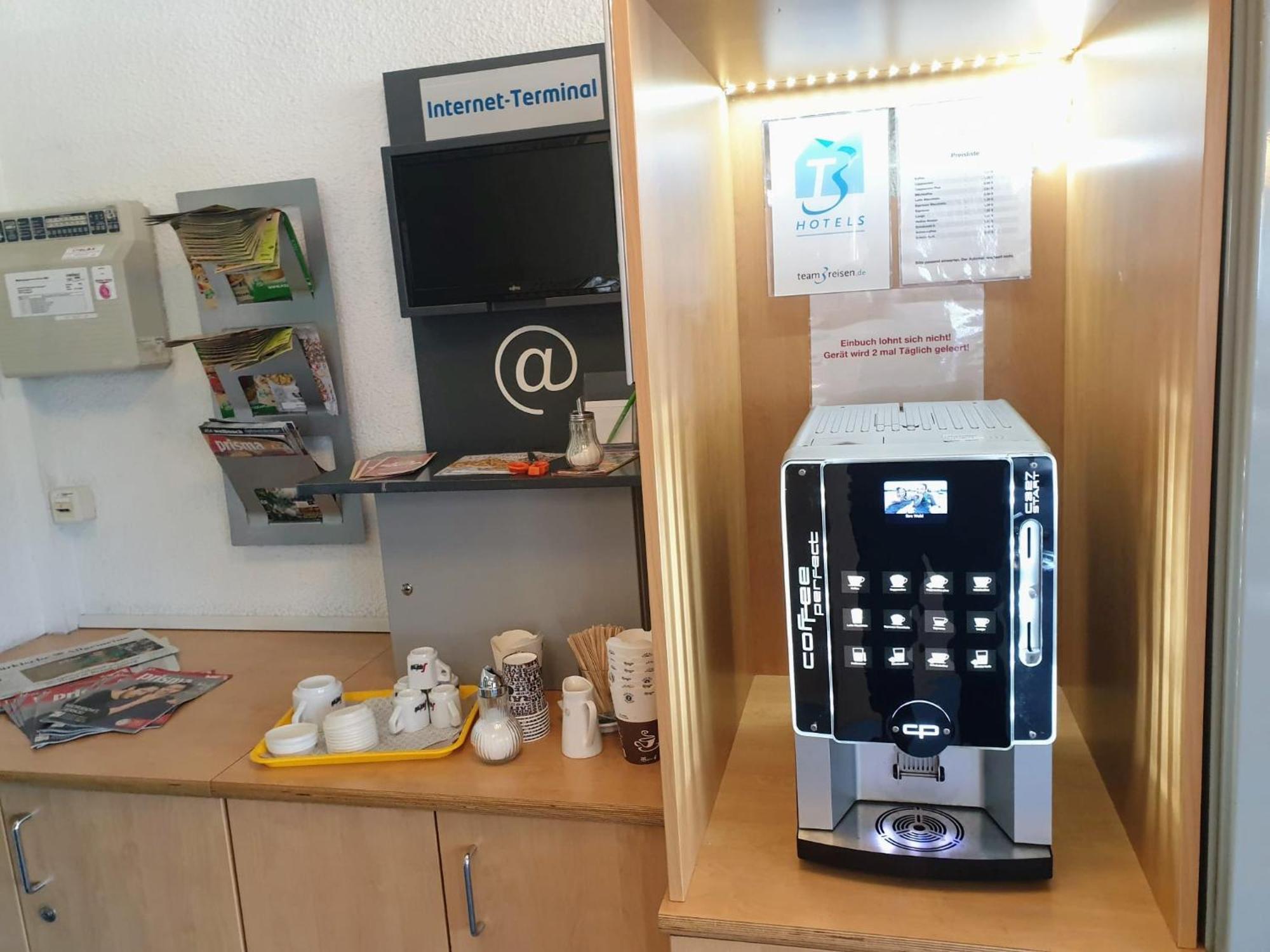 T3 Budget Berlin Hennigsdorf Esterno foto