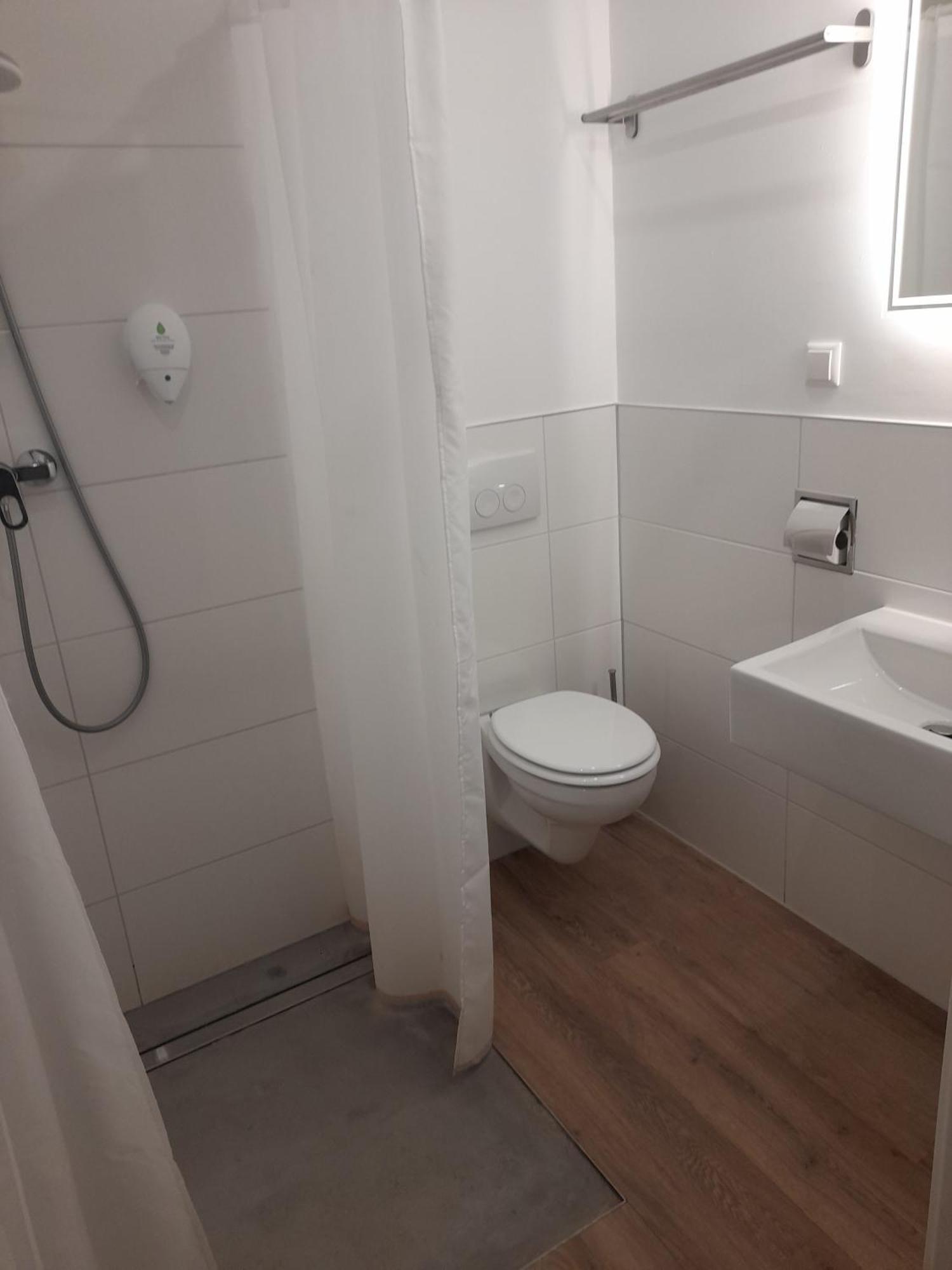 T3 Budget Berlin Hennigsdorf Esterno foto